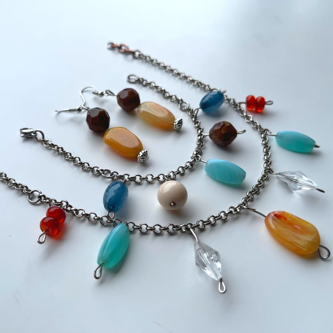 Craftoona's tweet photo. Jewelry Set 😇 https://t.co/EQen6dkhwK