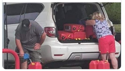 MoBoCoMom's tweet image. Only when the fetus is in the uterus, then it's fuck 'em. You all prove that repeatedly. #FAKEPROLIFE