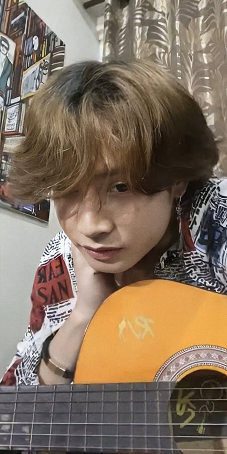siw_son's tweet photo. Witnessing your growth as an artist is one of the beautiful sights we've ever seen. Hold on love, it's a still long way but be reminded that we are willing to fight dragons with &amp; for you. 🫶

Share your proud @felipsuperior moment/s with us in the reply section below🌙

#FELIP https://t.co/fu4pj3Qf6R