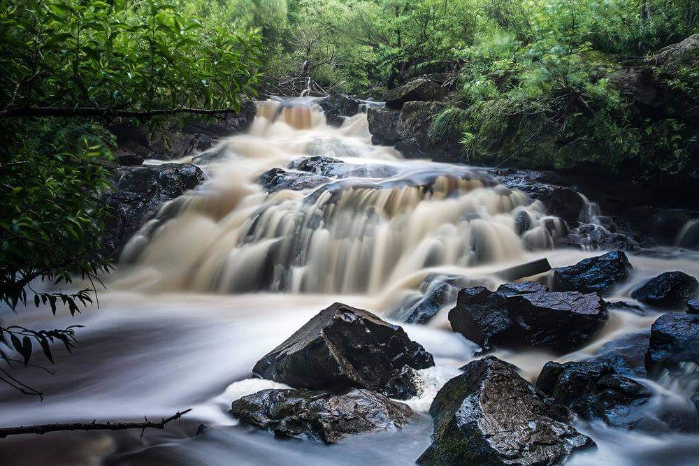 teschstearsheet's tweet photo. @deftony83 #realcamera #panorama #longexposure #waterfalls https://t.co/h0VtnFmRaq