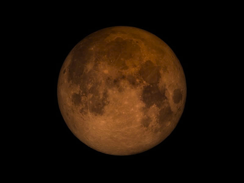 SkyAlertMx's tweet photo. ¡Prepárate para el #EclipseDeLuna de esta noche!

Será visible en todo México (si las nubes nos dejan😒)

📝Consulta todos los detalles (horarios) en esta nota: https://t.co/iyJRawotx1 https://t.co/IMjHluj7lP
