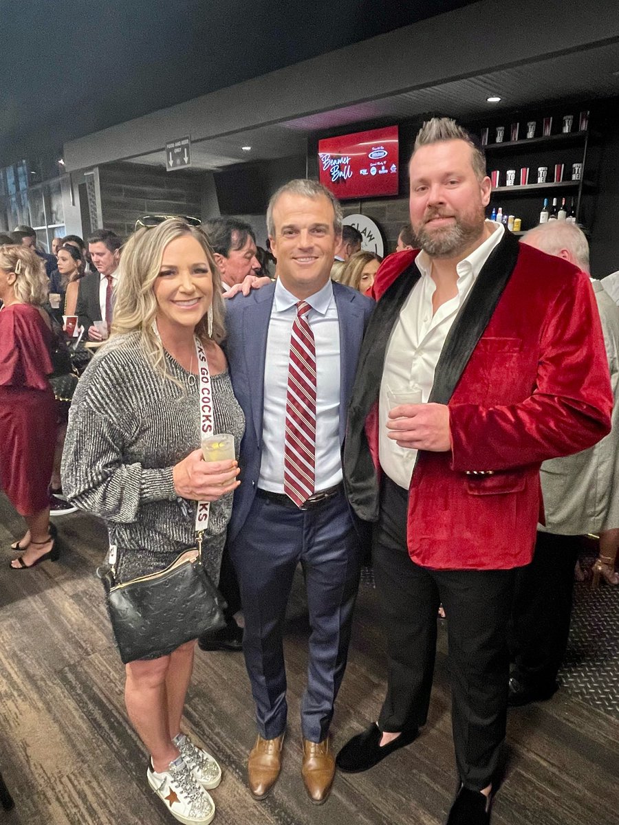 j_strickland74's tweet photo. Awesome night at the “Beamer Ball” Coach @CoachSBeamer @CoachG_Adkins we should do this once a month!!! https://t.co/9bzbaVJm2G