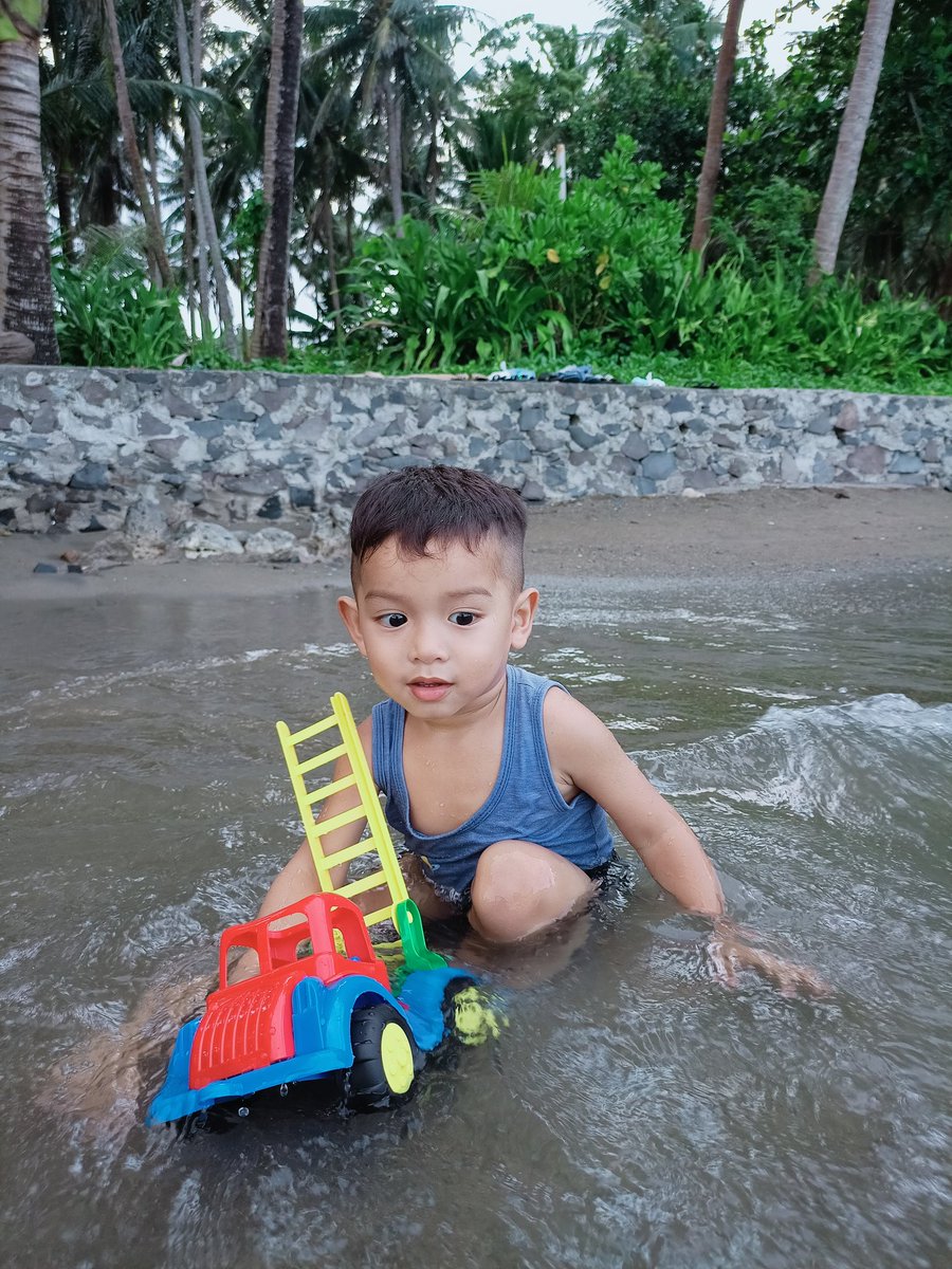 wofernz's tweet photo. Pogi talaga nitong si Tipeeeeen ❤️❤️❤️ https://t.co/qjziwf2nnE