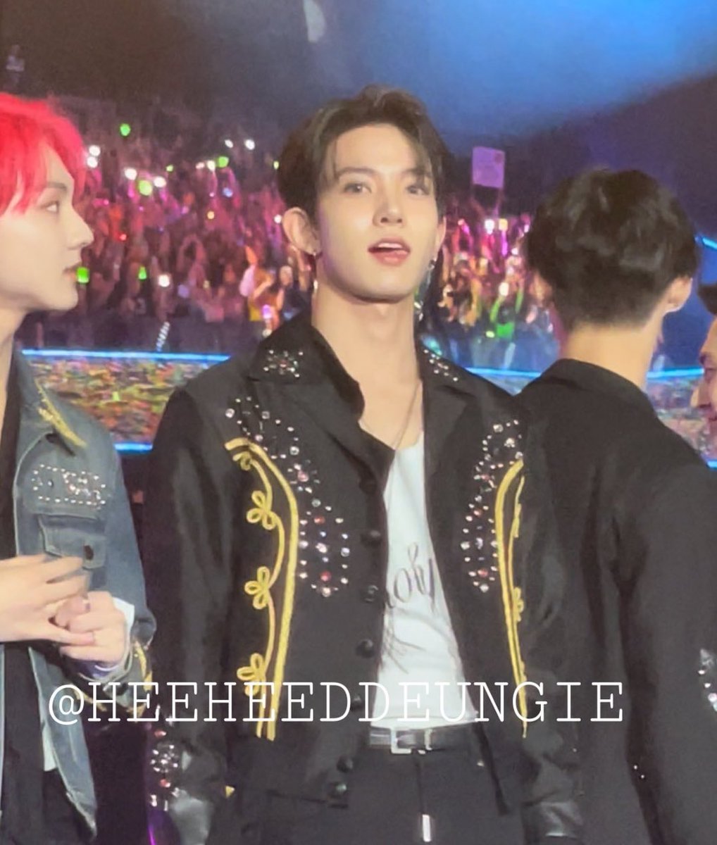 archiveoflhs's tweet image. LEE HEESEUNG?!? #heeseung