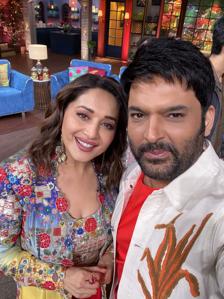 Wish u a very happy birthday ⁦<a href="/MadhuriDixit/">Madhuri Dixit Nene</a>⁩ ji 🤗🙏 keep smiling always. Love n regards 🙏