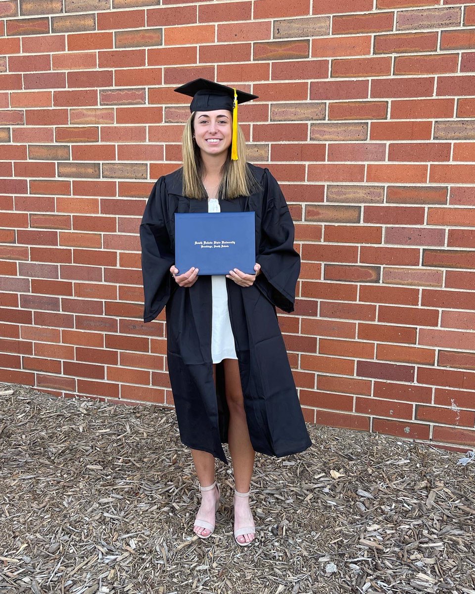 Mia Seeman tweet media