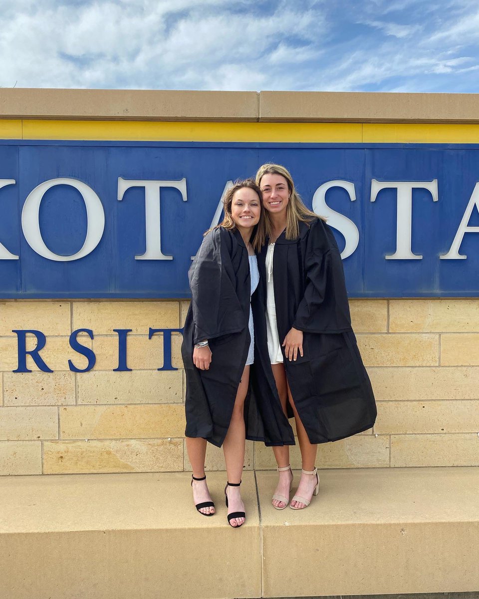 Mia Seeman tweet media