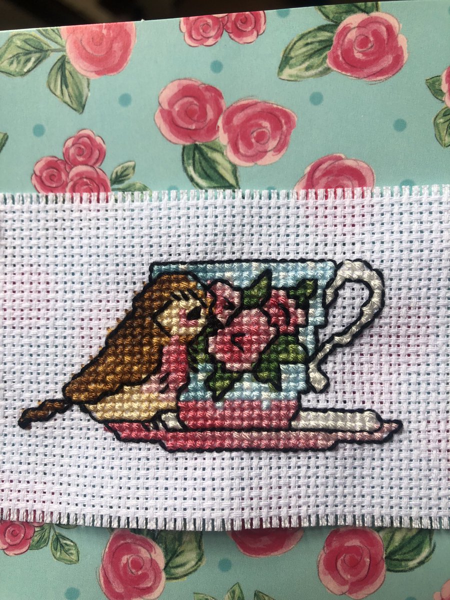 darby_thistle's tweet photo. #crossstitch #bird #teacup #birthdaycard #handmade #handmadegifts #handmadewithlove https://t.co/vdXI3SI2C2