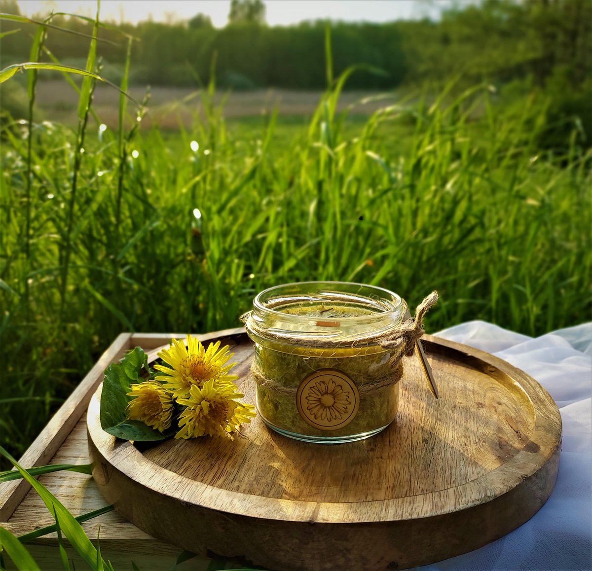 makandulo's tweet photo. Cześć kochani co u was słychać? 😉 
Zapraszam Was na naszą NOWO odświeżoną stronę https://t.co/TiJIXagRjN 😁🌿
Do zobaczenia 😉😘
#makandulo #candle #natural #vege #eco #gift #dc #forher #forhim #aromatherapy #smell #relax https://t.co/TyJ40YeWew