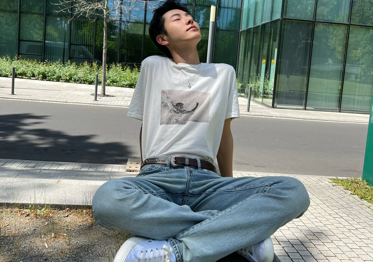kkeyylee's tweet photo. BISA APA?!!BISA GILAA #RENJUN #moots #roleplayerindonesia https://t.co/Ihihtnc14t