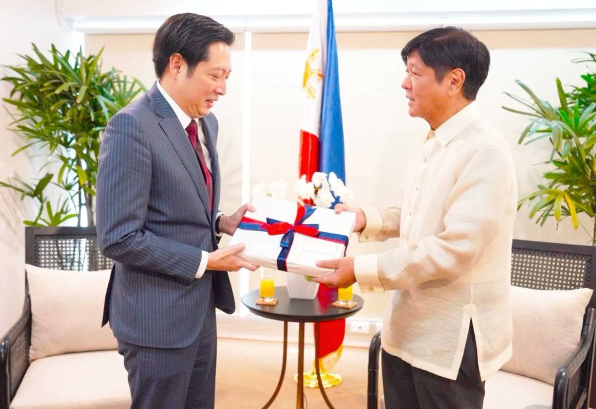 The strong ties between our two nations are anchored not only on trade and our long-standing economic relationship, but on the genuine friendship between our people. We look forward to further strengthening these foundations in the coming years. 🇵🇭🇸🇬