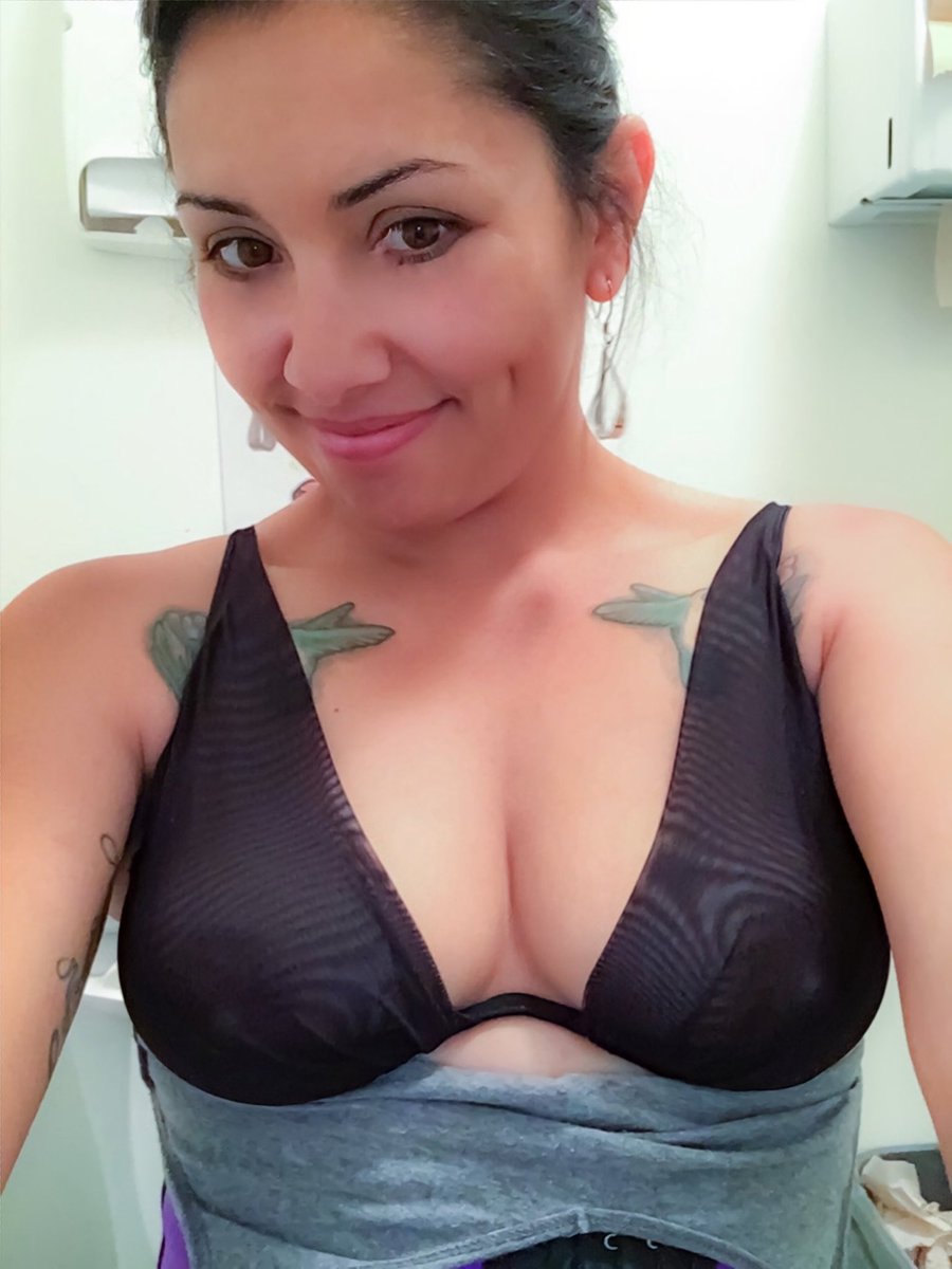 chicana_milf83's tweet photo. Show me https://t.co/RkUy4OtJ2c