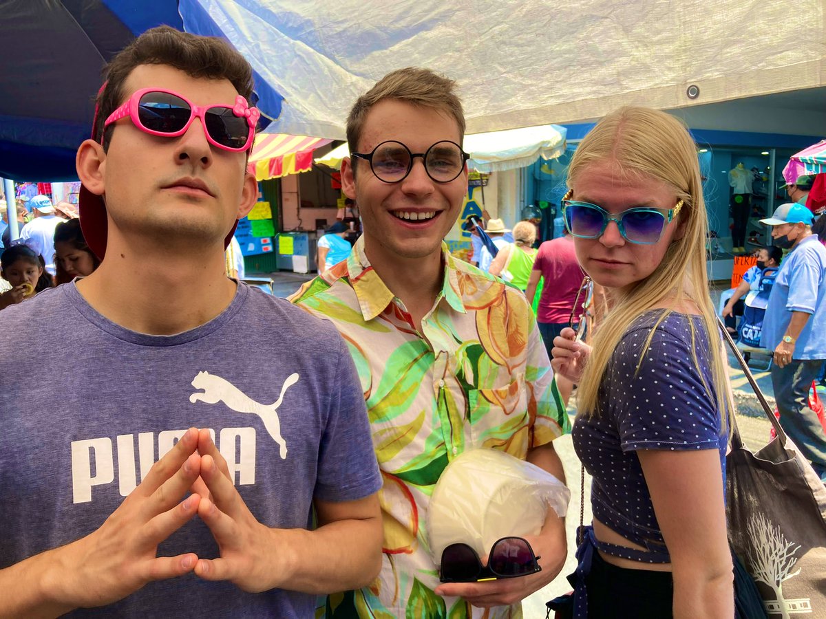 romes197's tweet photo. Die UV-Strahlung ist in Mexiko nicht zu unterschätzen. Eine Sonnenbrille und Sonnencreme sollten bei Ausflügen und längeren Aufenthalten unter der Sonne immer am Start sein.
#studierenweltweit #takecare #erlebees #sun https://t.co/8w6NYPlDyi