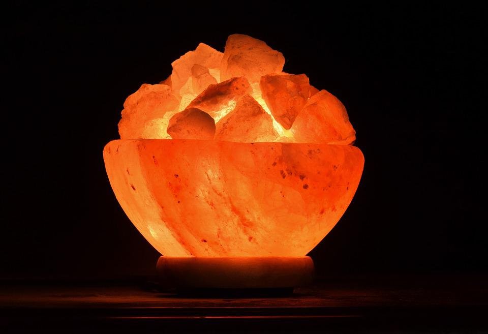 EmbaSalt's tweet image. Salt lamps bring a special warmth during winter #saltlamps #winter #HealthyLiving 
Now FREE shipping for orders over $49.99