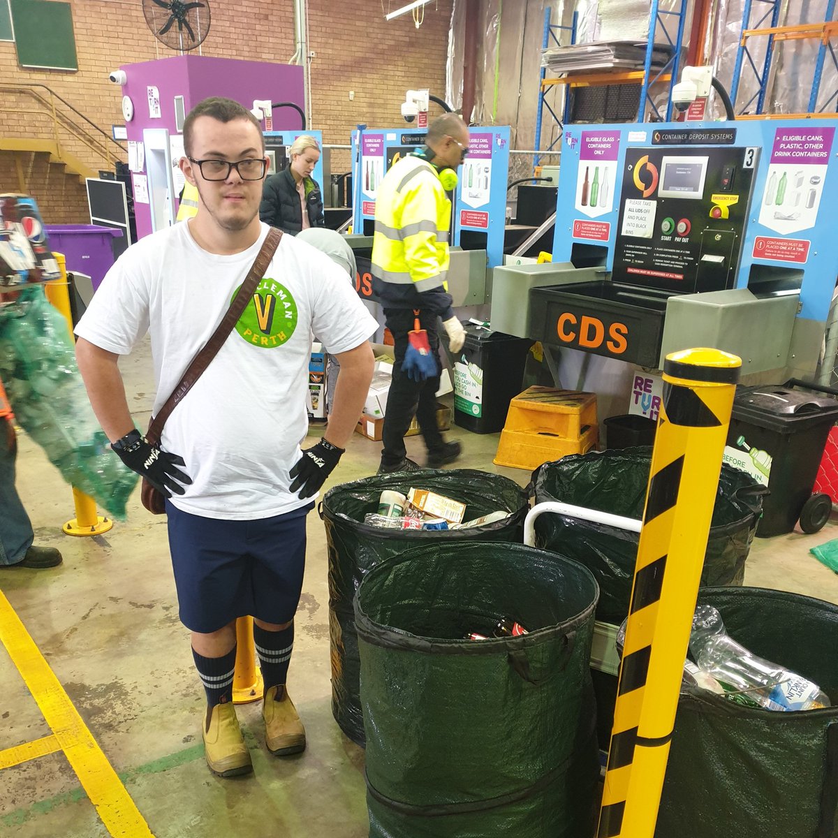 RecycleManPerth's tweet photo. #NewProfilePic https://t.co/yMKh5dGP96