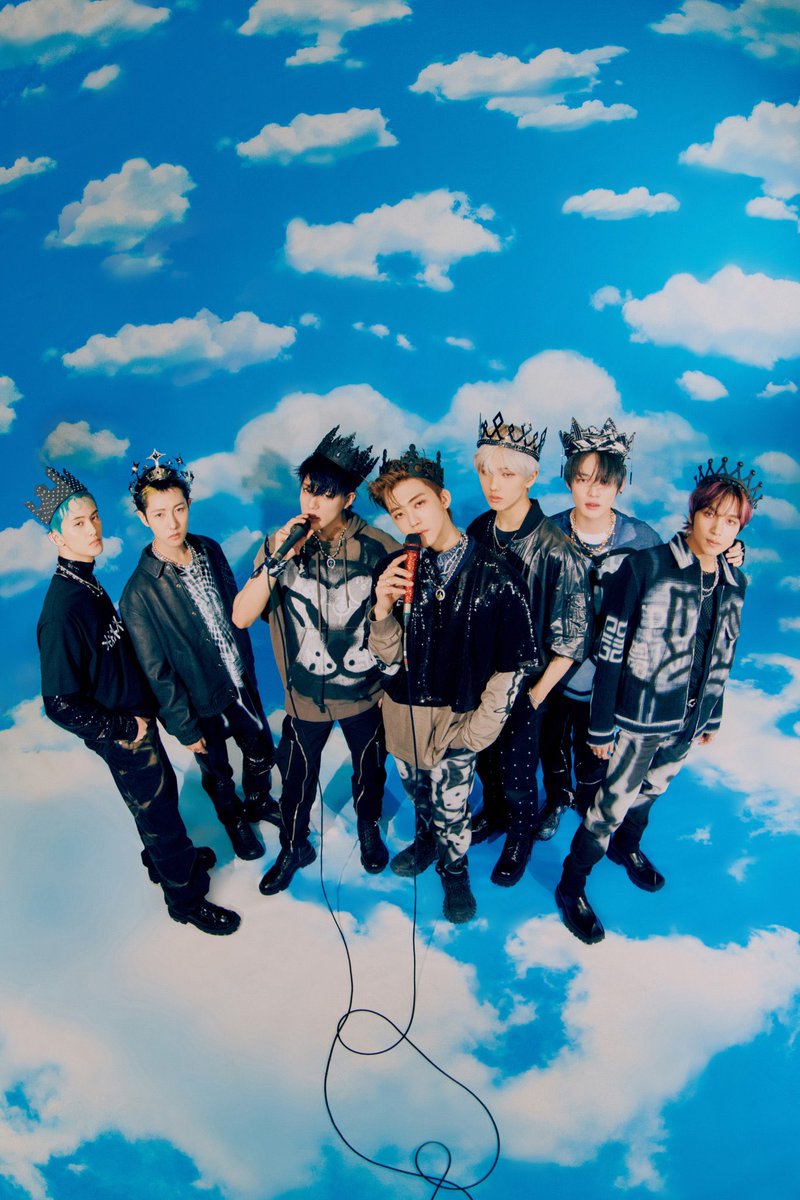 nctcharts_'s tweet photo. “BeatBox” by @NCTsmtown_DREAM has recorded 1.4MILLION pre-orders, becoming the most pre-ordered repackage album in SM history! https://t.co/dcOgBA1Iun