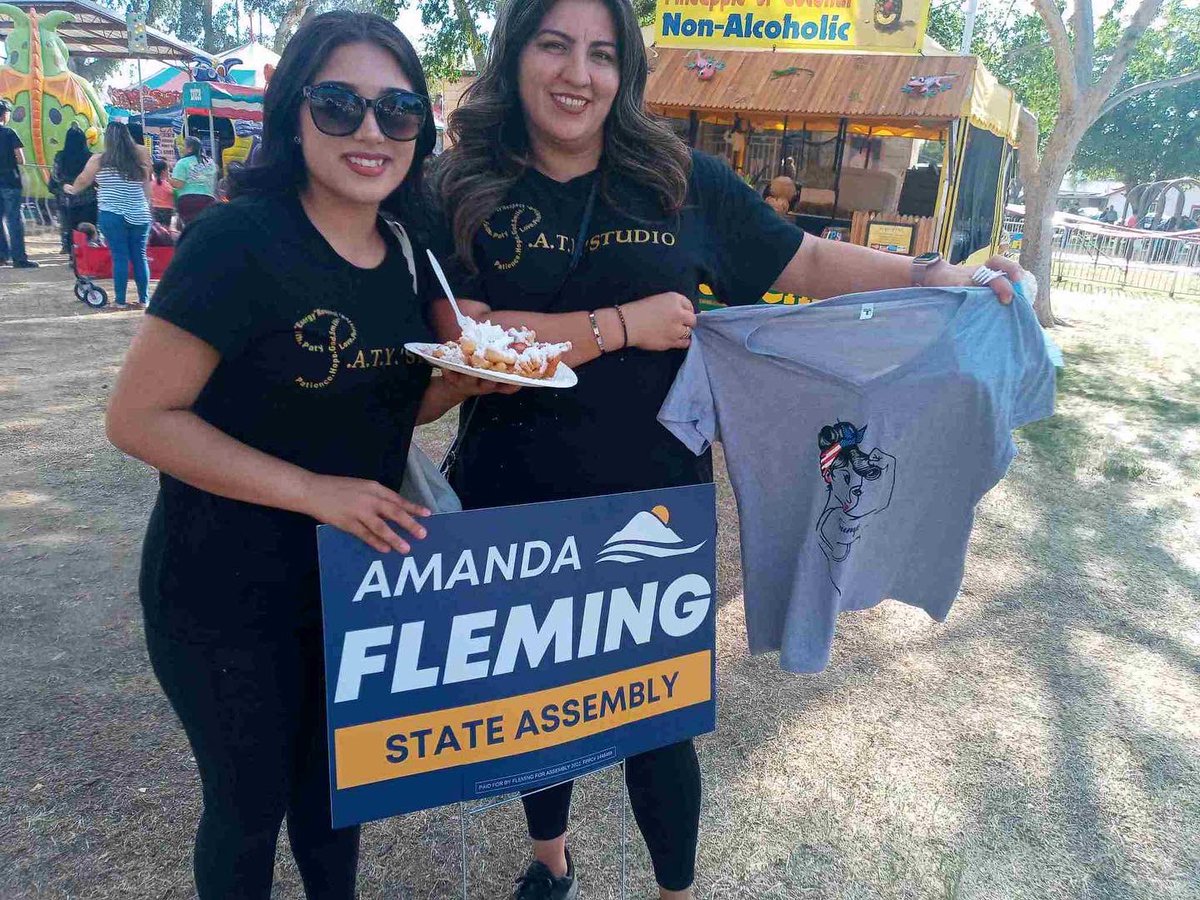 FresnoCountyGOP's tweet photo. A great weekend at the Coalinga Horn Toad Derby where we spread the Republican message and reminded voters to make a plan to vote for @DavidGiglioCA, @AmandaFlemingCA, and John Zanoni for Sheriff! https://t.co/2WZYMMLWaq