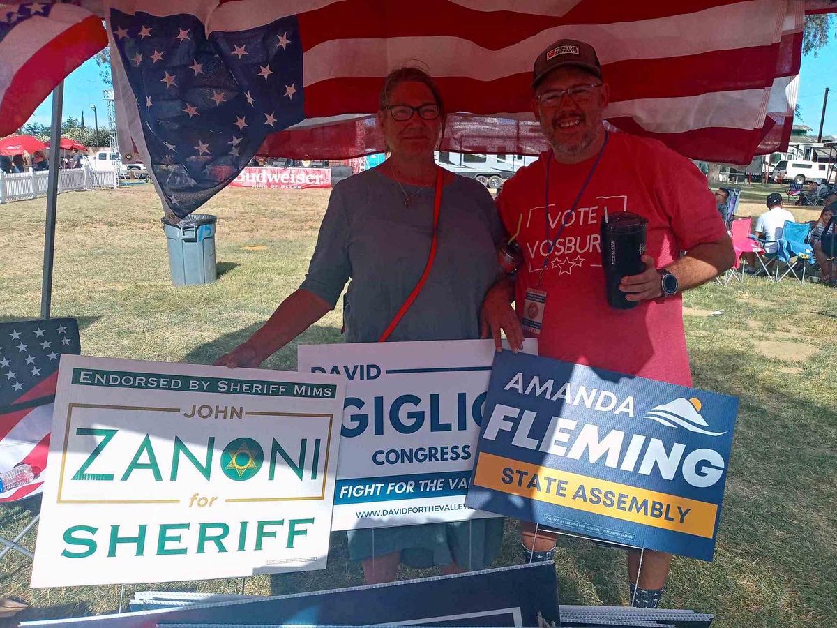 FresnoCountyGOP's tweet photo. A great weekend at the Coalinga Horn Toad Derby where we spread the Republican message and reminded voters to make a plan to vote for @DavidGiglioCA, @AmandaFlemingCA, and John Zanoni for Sheriff! https://t.co/2WZYMMLWaq