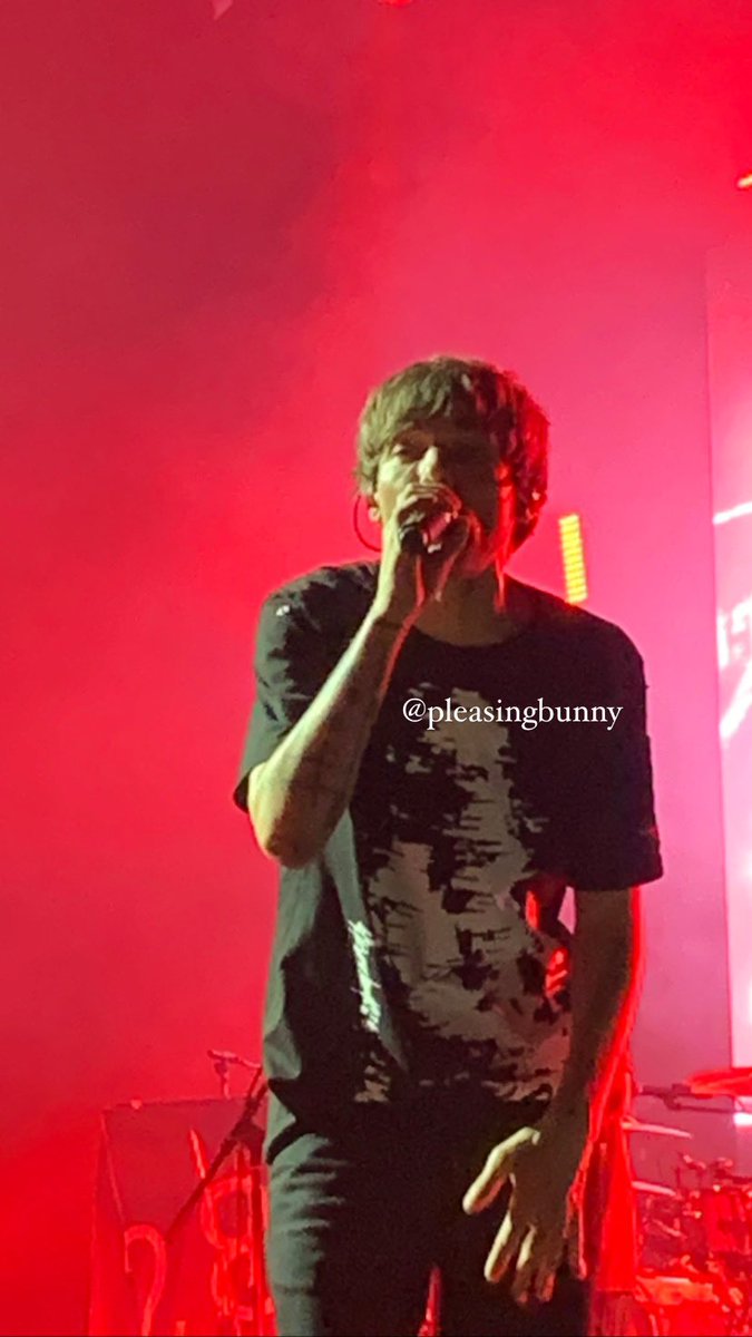 sanitydisco's tweet photo. TONIGHT WAS TBE BEST NIGHT OF MY LIFEEEEEEEE #LTWTSP #LTWTSaoPaulo https://t.co/3fkTL7bLtR
