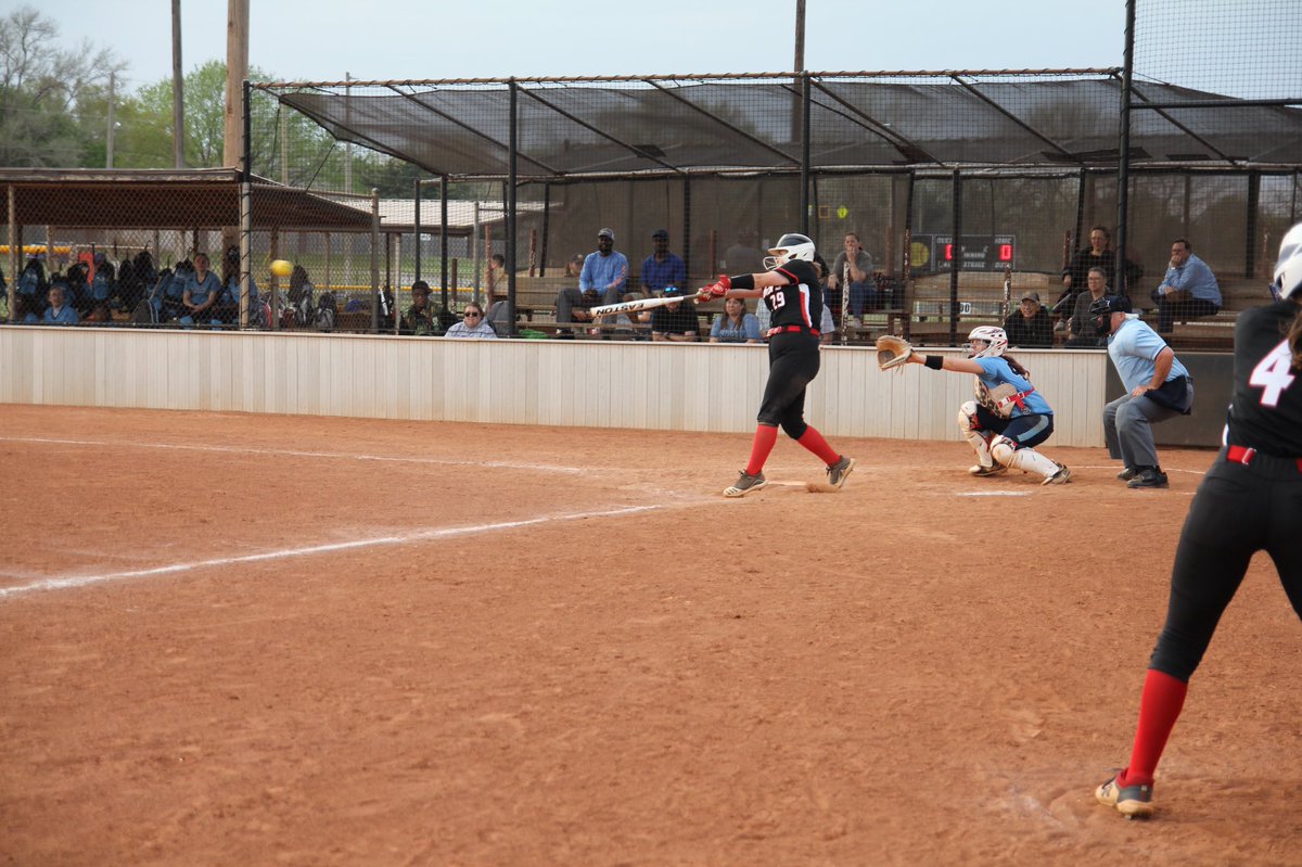 BrooksSTEM's tweet photo. Proud of Annalee Kealey. Finished the season and her career breaking 5 school records. BA .674 2022, HR in season 9 2021, Career HR 18, RBIs 34 2021, Hits 37 2021, 1st Team All City 2019 and 2022, 2nd Team All State 2019. 
@KSRenegades_BPF @HutchSoftball @WHtsSoftball https://t.co/DgzplAOt8z
