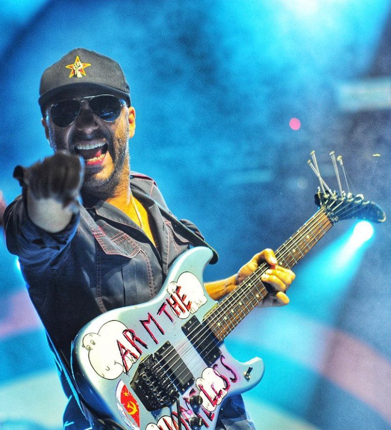 Happy 58 birthday to the incredible Rage Against The Machine and Audioslave guitarist Tom Morello! 
