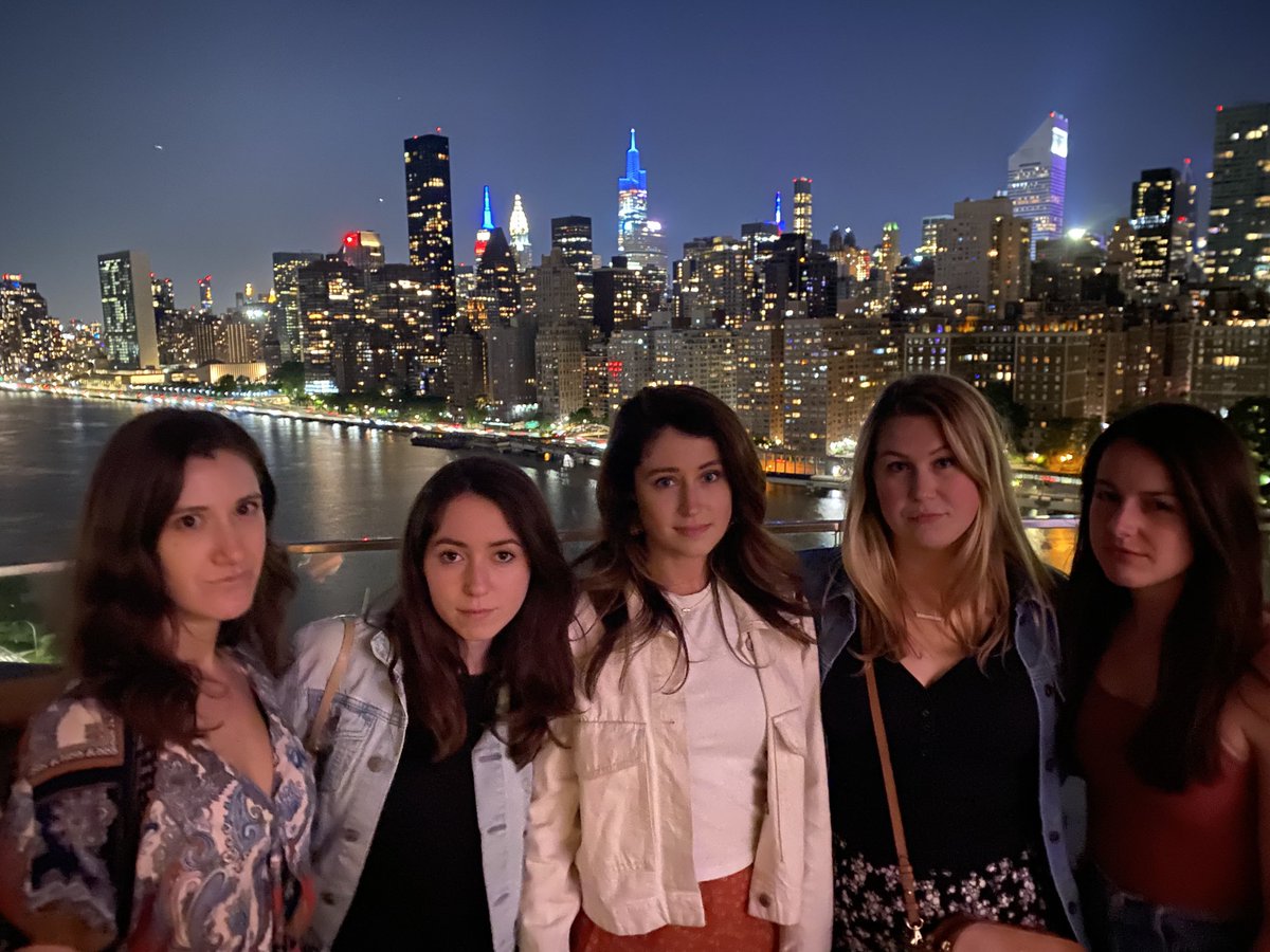 ertr64's tweet photo. Omg, I ran into the #daughtersofNYC these chicks mean business. Could be trouble for the #sons soon https://t.co/9t1Zazl6gf