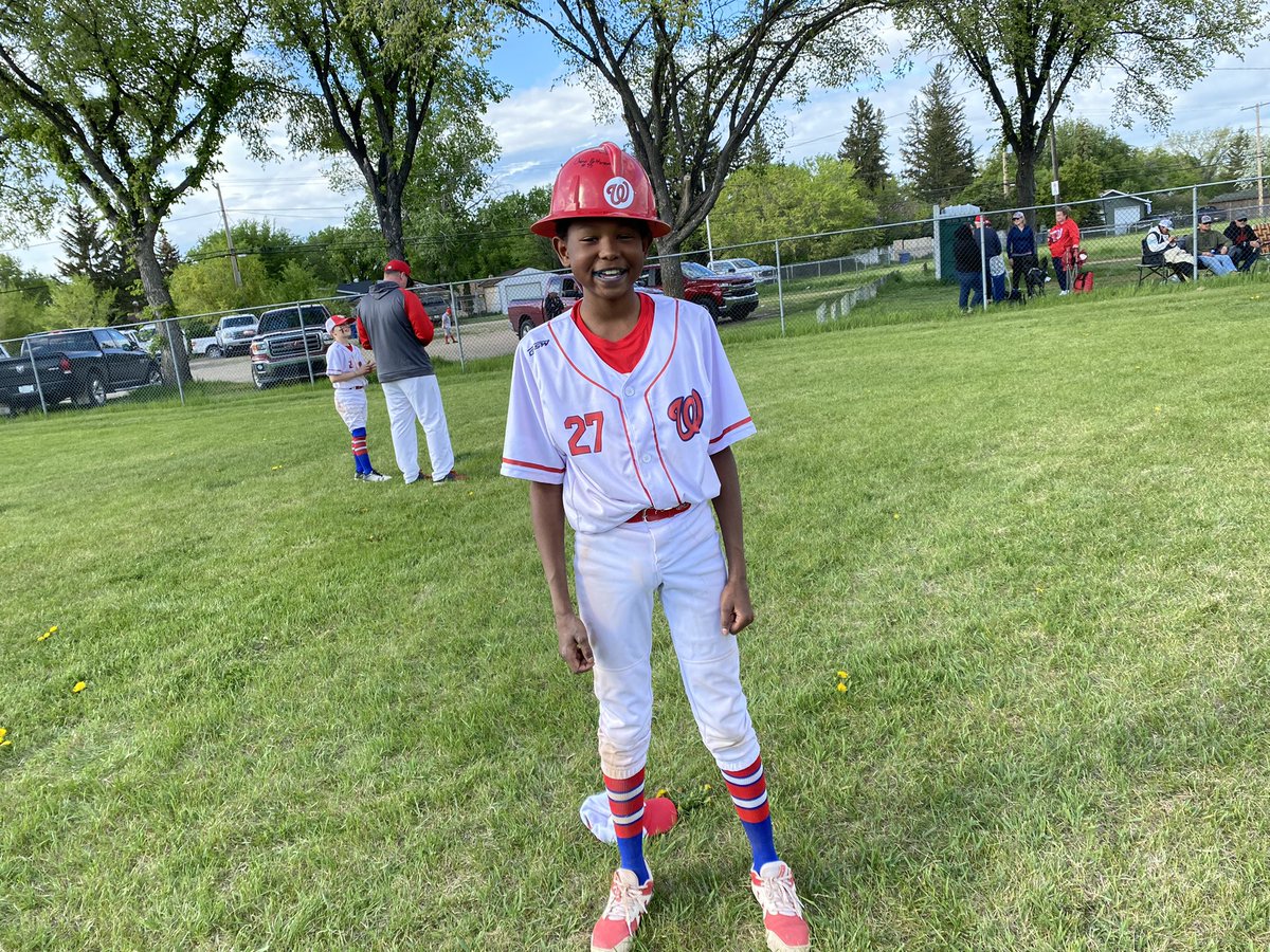 13uAaa's tweet photo. Beavers fall 11-1 and 14-13 in doubleheader action in Moose Jaw, Asher Loustel takes home the “ Hard Work Hard Hat” with 5 great innings behind the plate , and a solid day ripping hits . #HardWorkPaysOff #ItsComing https://t.co/vAIoLPVonN