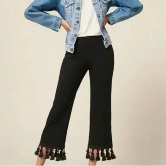 bellabasket1's tweet photo. So good I had to share! Check out all the items I'm loving on @Poshmarkapp #poshmark #fashion #style #shopmycloset #anthropologie #reformation #freepeople: https://t.co/epP7oiK3Hd https://t.co/VSenpM9lu0