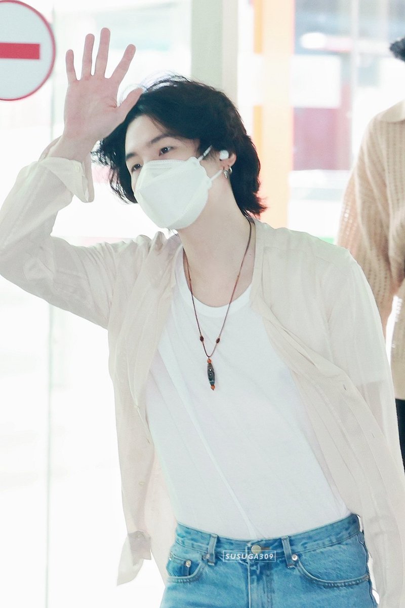 Born_For_SUGA's tweet photo. 28052022 MORNING ARTICLES 

RETWEET + REPLY ▪️NAVER [🥳]

1
https://t.co/LY6MUXIyXl
2 
https://t.co/8qWpQymQoO
3
https://t.co/UadUwg1uTS
4
https://t.co/kMWEmdtgsN
5
https://t.co/iEaM9vOkHu
6
https://t.co/w8b7BwkcQQ
7
https://t.co/TcloSJD8tZ
8
https://t.co/4BYg7VTZCO+ https://t.co/SMaKzakJrj