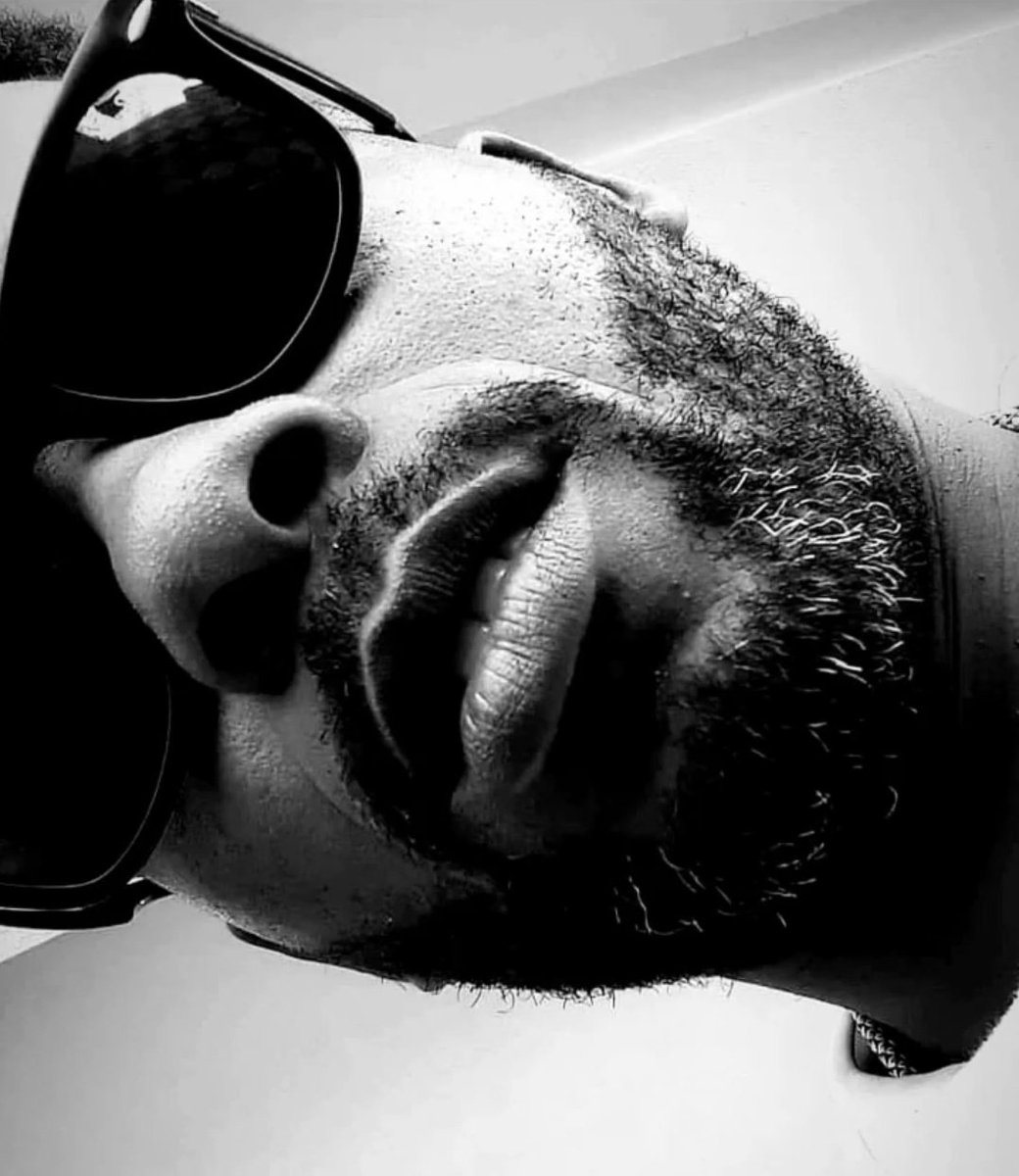 CagigalDenys's tweet photo. Sin salida?
#LBDLB🦍 https://t.co/eAJE1b1YPn