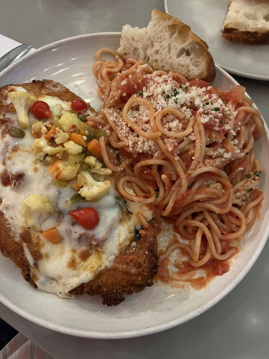 rbuck22's tweet photo. @Buccigross Chicken parm in Denver tonight. What does this tell you about the WCF? https://t.co/ruOrb1FTMR