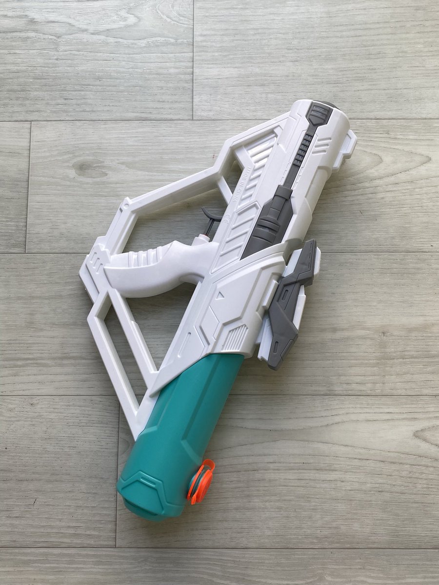 이번엔 제 집스로 팬아트 워터밤 컨셉! 저도 담달 26일에 워터밤 간답니다🌊

물총은 다이소에서 샀어요🔫 직접 들고 갈 물총이에요!

I'm also going to Waterbomb on the 26th of next month🌊
That's the water gun I bought at Daiso.

-
#supernormal #zips #1304 #waterbomb