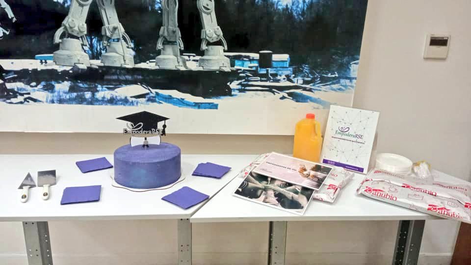 Yenni Peña tweet media