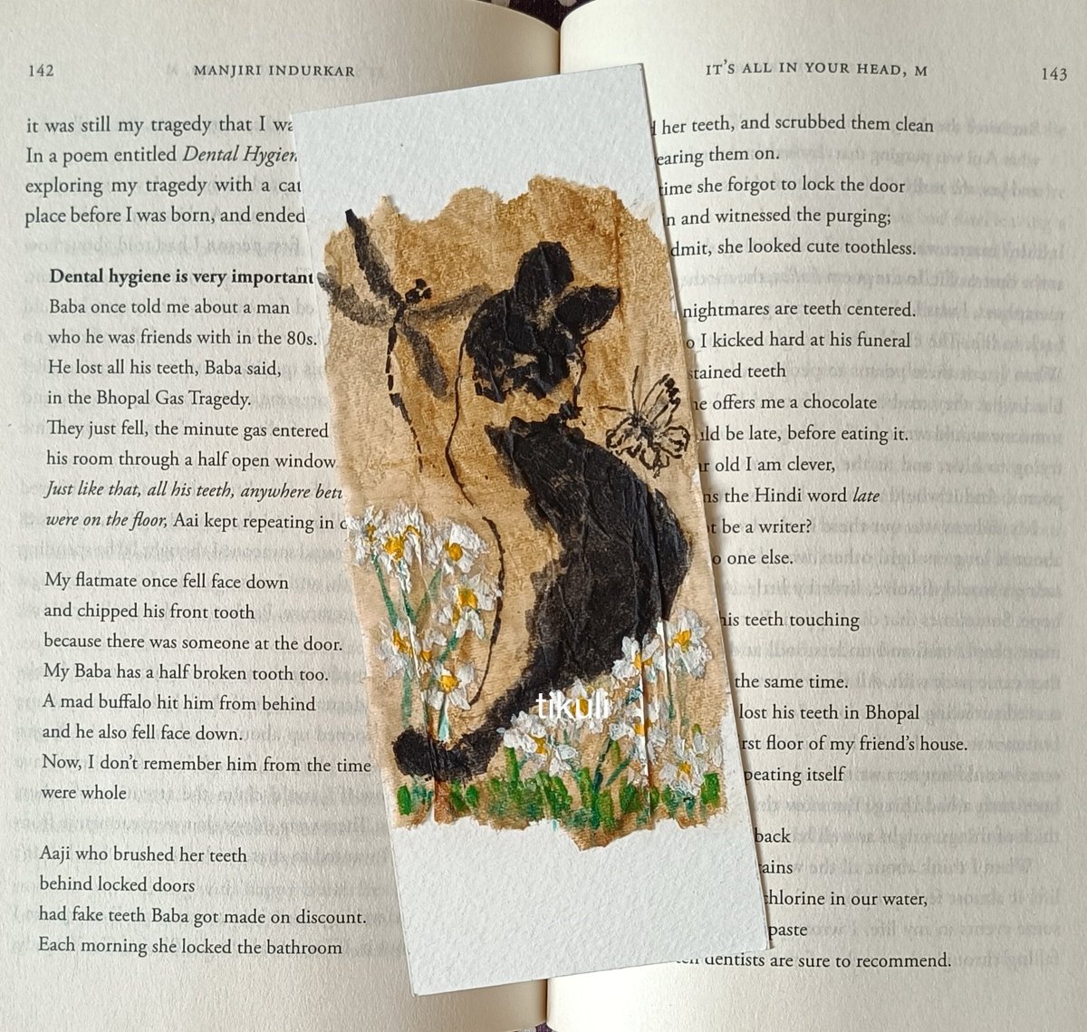 tikulli's tweet photo. New Teabag #Artwork. #Handpainted in Gouache Acrylic on #UpcycledTeabag. DM for Price. RT for visibility. Look up more #Paintings in #PinnedThread #Teabagart #Art #bookmark #handmade #artist #gift #artsale #artsandcrafts #ArtForSale #tealovers #booktwt #arttwt #ArtistOnTwitter https://t.co/2EocgFzle2