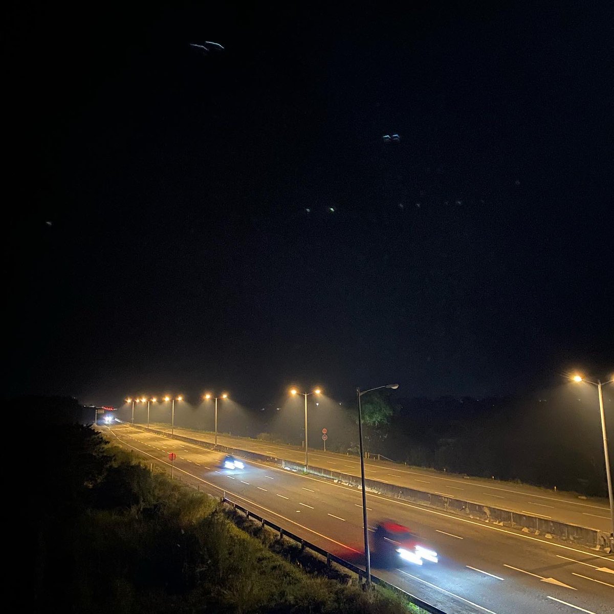 dance away from all of these noises
find a home
let's love baby loudly in silence
🌅

Pre-save EXTRA MILES (I miss you) Radio Edit and Extended Version using this link  
ingrv.es/extra-miles-i-… or check link in bio! 

<a href="/marsmiranda/">Mars Miranda</a> x @penmedrano <a href="/FlipMusicPH/">FlipMusic PH</a>