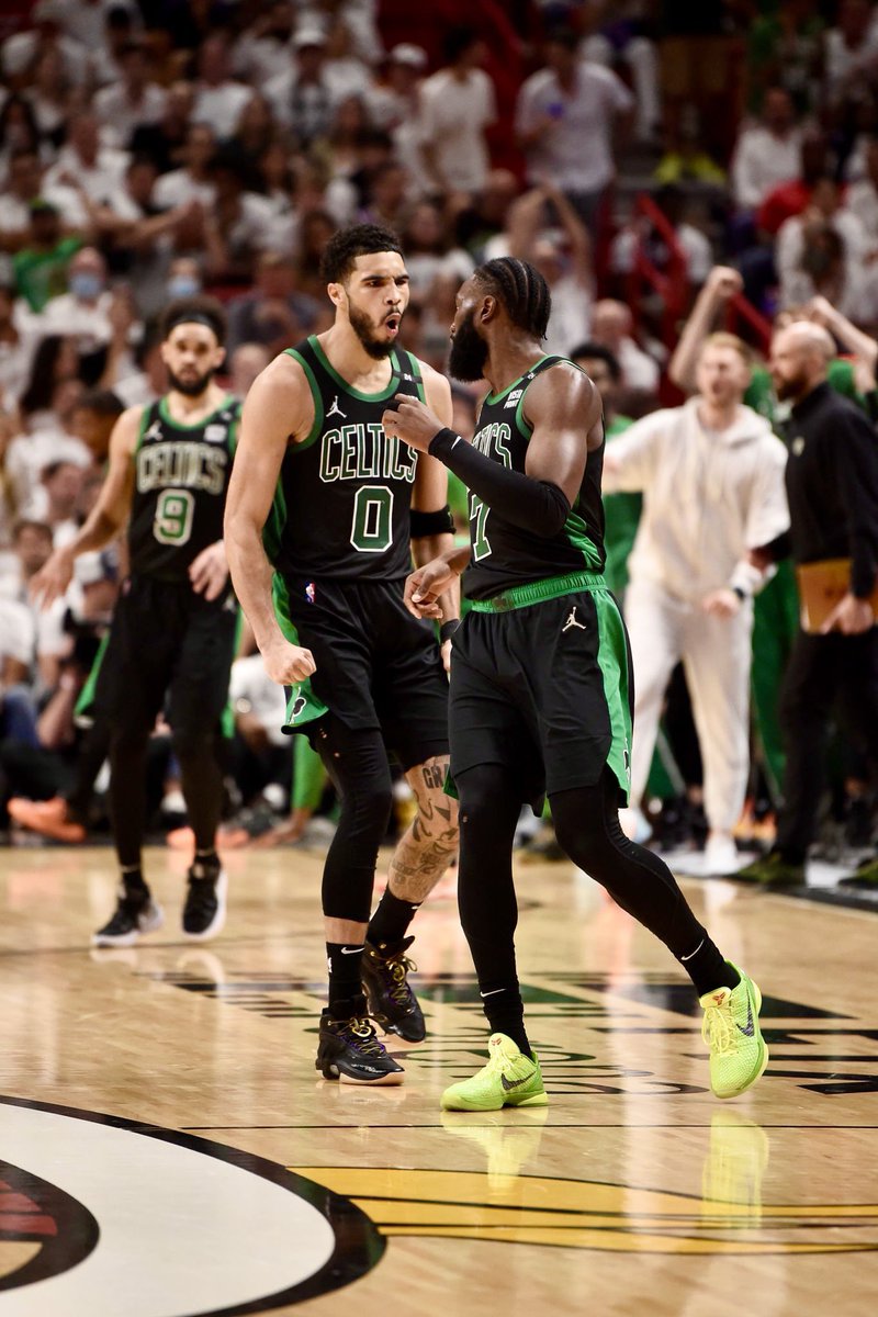 Celtics_Fra's tweet photo. Après avoir perdu au 1er tour en 2021 contre les Nets, on les tape au 1er tour.

Après avoir perdu contre les Bucks au 2eme tour en 2019, on les tape au 2eme tour.

Apres avoir perdu contre le Heat en finales de conf 2020, on les tape en finales de conf.

REVENGE TOUR 😤 https://t.co/NFCplP0jFd
