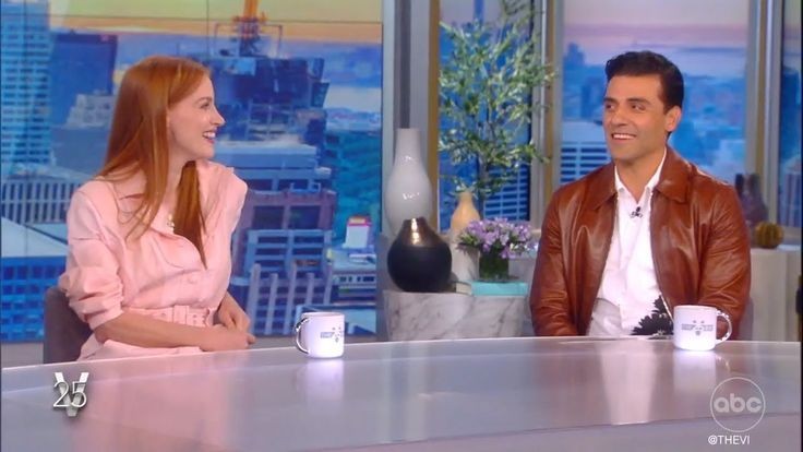 SFAMRp's tweet photo. ยฉ #SFAMRp > ๐he ๐5 ๐iew!
This morning our protagonists had an exclusive interview on "The 25 View" show, giving details about the mini-series and talking about their respective characters. https://t.co/CCaj1Yrxfg