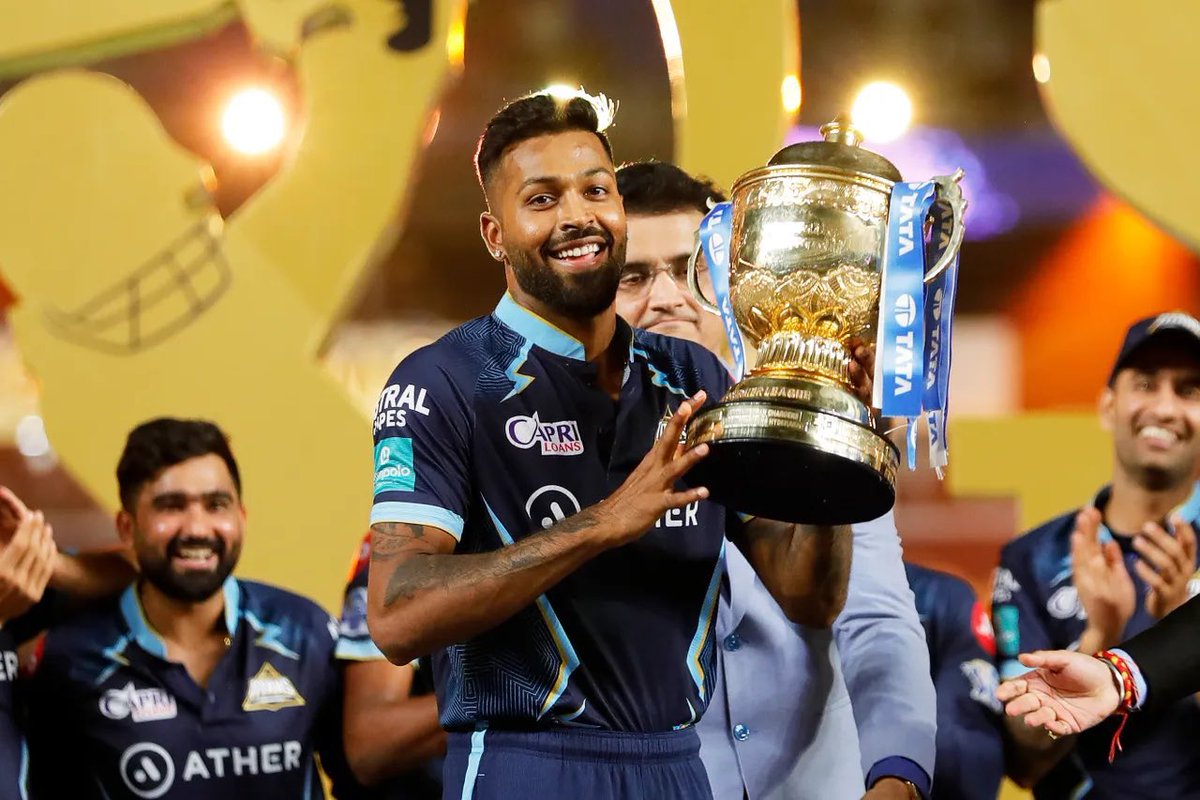 TheNewsof9's tweet photo. It's a "Champion Debut" #GujaratTitans 🏆
Congratulations @hardikpandya7 & the entire team of
@gujarat_titans on winning IPL 2022 Trophy 🏆 💥💥
#CongratulationsGT #AavaDe #HardikPandya #IPL2022 https://t.co/SroegrDV1z