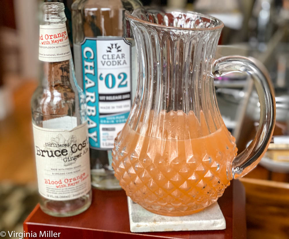 Always fun making <a href="/shakerandspoon/">Shaker & Spoon</a> recipes from their monthly box.

June is #Vodka Brunch Box with local great <a href="/Charbay/">Charbay</a>. 

Here, I made Kapri Robinson's <a href="/kapri/">Karl Prihoda</a>.possible Blood &amp; Sage cocktail: vodka, herbed sage syrup, Bruce Cost blood orange meyer lemon ginger ale @bcgingerale.