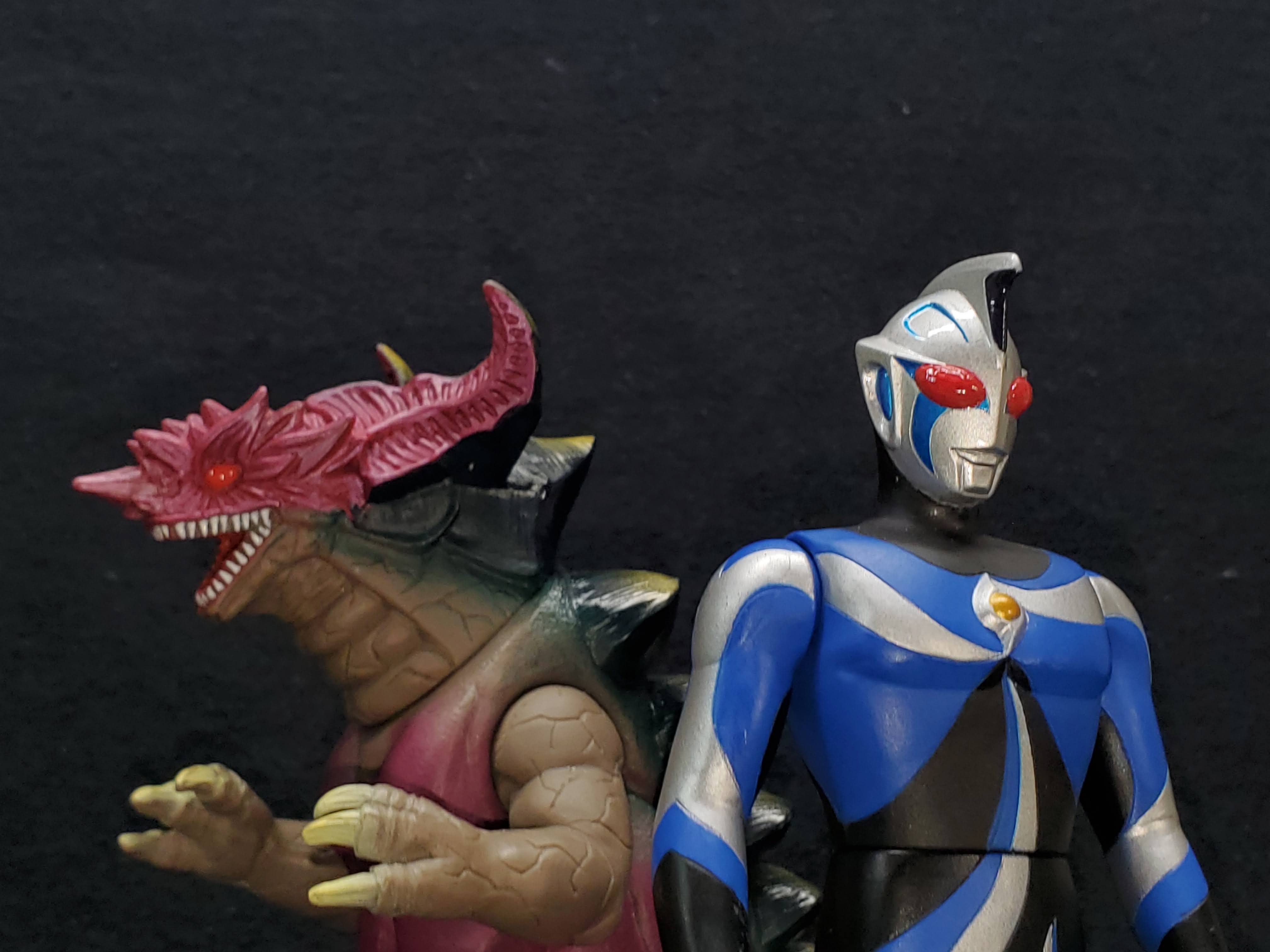 ウルトラマン アニメ ウルトラマンゼットウルトラマンサーガや