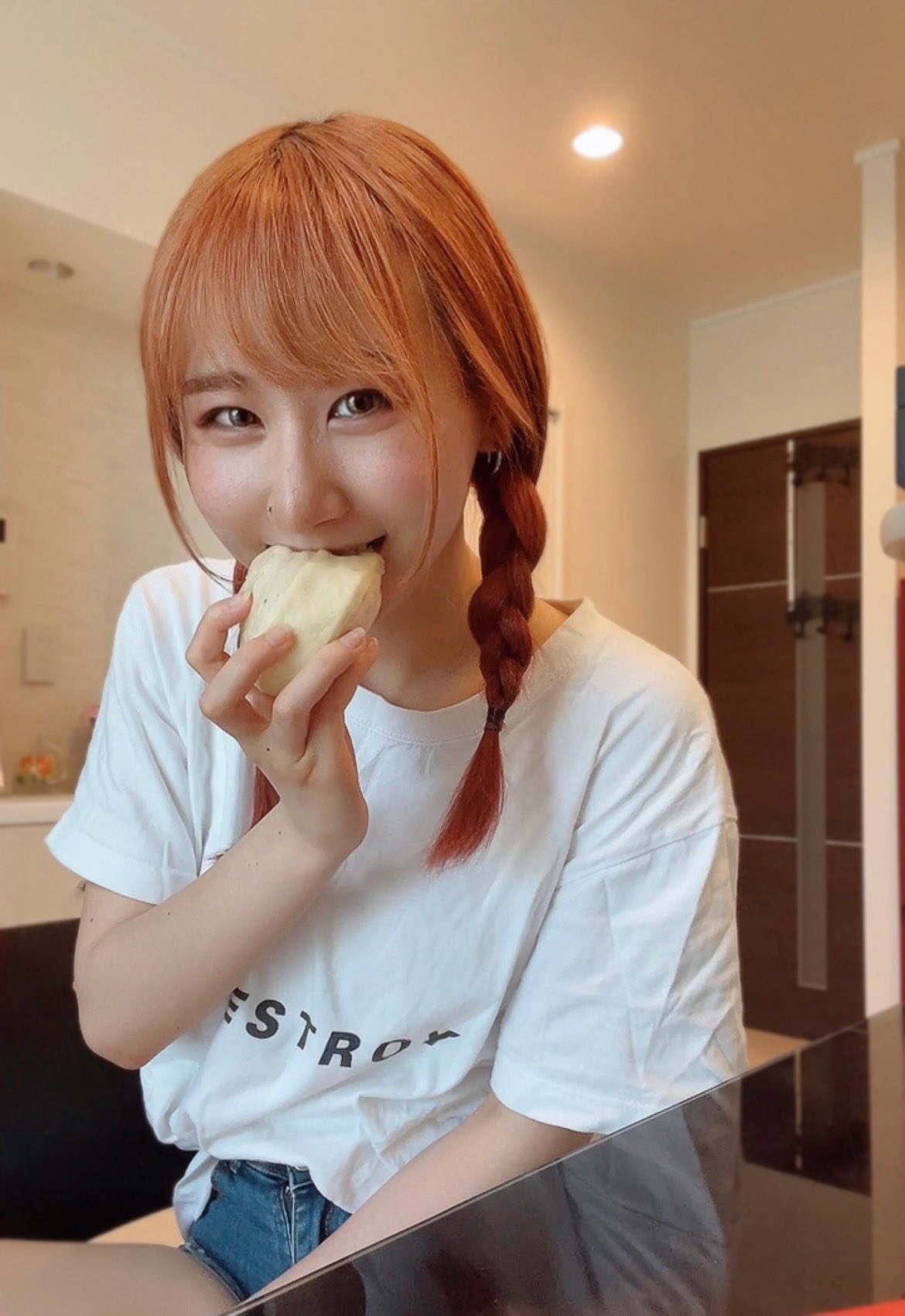 Lui Speeeed Rt Iooo ts 配信ありがとうございました トーク力終わってる人の1人配信まじやばいな とにかく私が言いたかったのは 少林サッカー面白いよねって事と 6 9のワンマン是非来てね ってこと 饅頭うまいいいい T Co