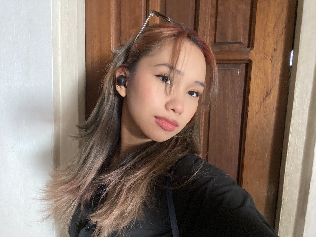 avoidmarquis's tweet image. Regardless of how I feel inside, I’m still pretty