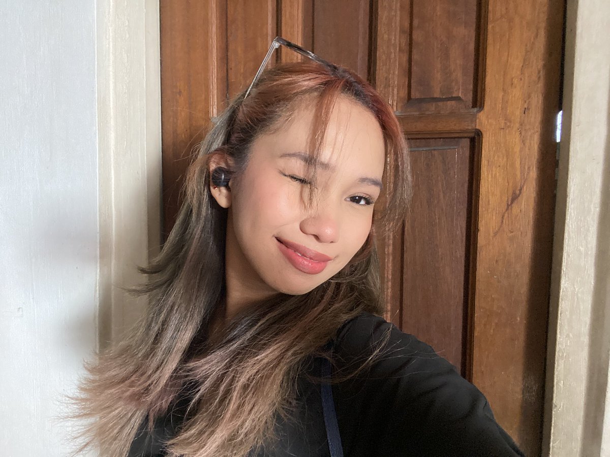 avoidmarquis's tweet image. Regardless of how I feel inside, I’m still pretty