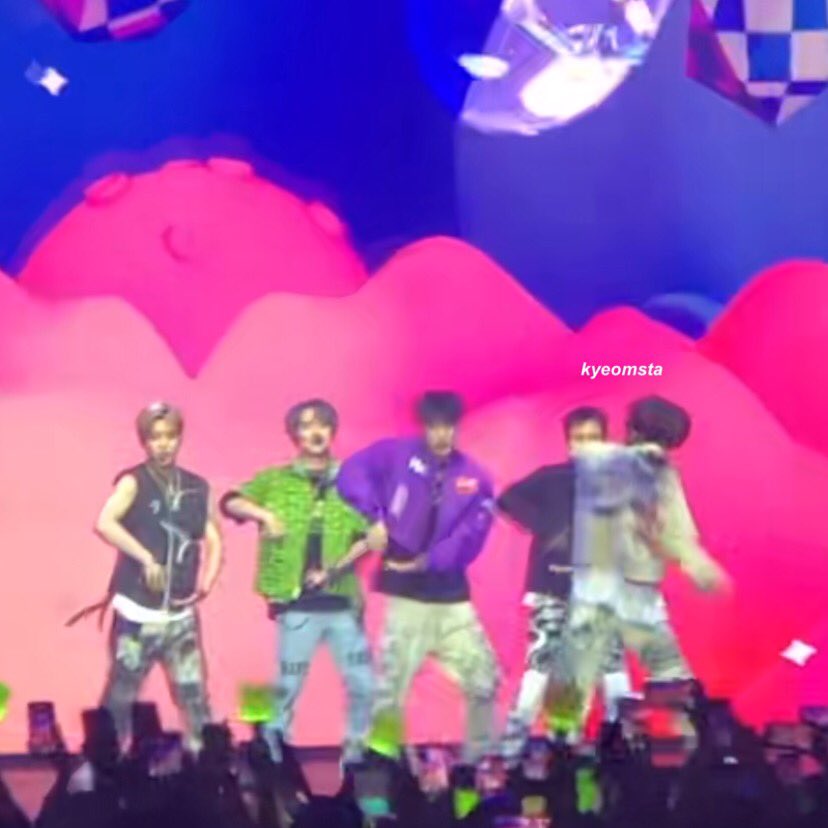 fivetwosixer's tweet photo. saw nct dream and key live last night... still processing... https://t.co/gDA1GmyrnF