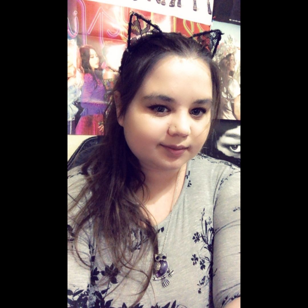 kimicka13's tweet photo. May Day 29: BIRTHDAY🥳
#KimickaPhotoADay
#Birthday #Birthday2022 #ItsMyBirthday #BirthdayGirl #28thBirthday #owls #cat #happy #happybirthday #canva #templateapp #photo #photoaday #photoadaychallenge https://t.co/xtpXmB0Cjm