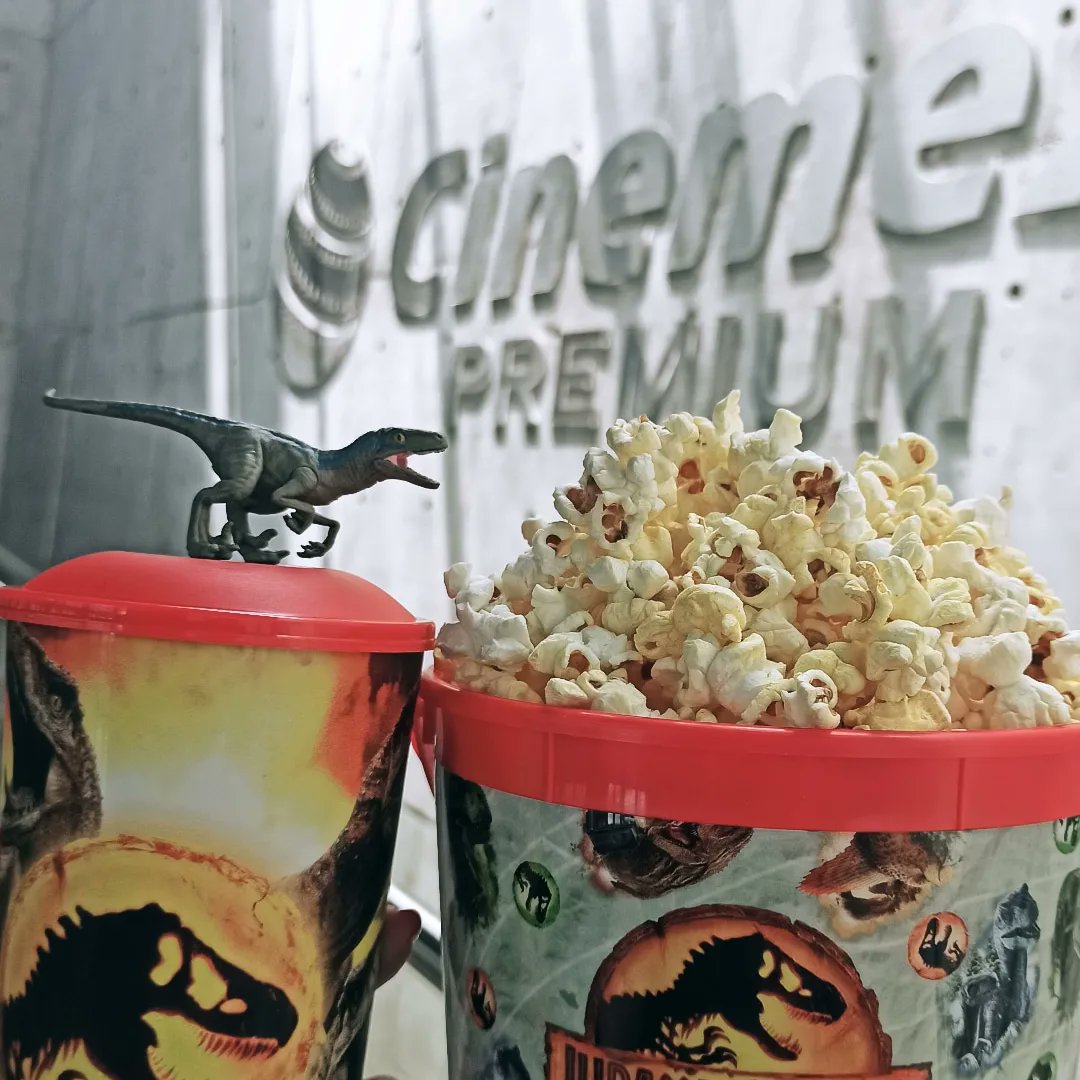 ErickWaffle's tweet photo. ¡Va por las palomitas! 🦖 #JurassicWorldDominion https://t.co/P2YMeNOtLv