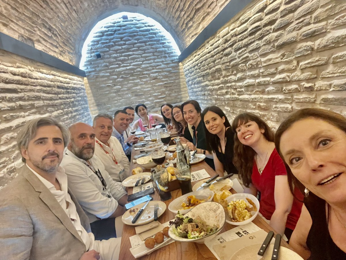 Gran nivel @SECO_2022 ,<a href="/aec_obesidad/">AEC-SECO</a> <a href="/obesidadSECO/">Sociedad Española de Cirugía de la Obesidad</a> <a href="/recarterico_me/">María Recarte Rico</a> <a href="/FatimaSabench/">Fatima Sabench</a> <a href="/MartiGelonch/">Laura Marti Gelonch</a> <a href="/BalibreaJose/">Jose M. Balibrea MD, PhD, FACS</a> <a href="/LopezUseros/">Antonio López Useros</a> <a href="/JordiTarasco/">Jordi Tarascó, MD PhD</a> <a href="/DrPau/">Dr. Pau Moreno</a> <a href="/santiazagra/">Juan Santiago Azagra</a> <a href="/Obesidadalmeria/">Obesidad Almería</a> <a href="/smoralesconde/">Salvador Morales Conde</a> <a href="/FrutosMd/">MD Frutos</a>, Sergio Ortiz
@MargaVives3 <a href="/MValeroS2/">M Valero S</a> <a href="/drvilallonga/">RAMON VILALLONGA</a> <a href="/raquelsanchezdr/">Rsanchezsantos</a>