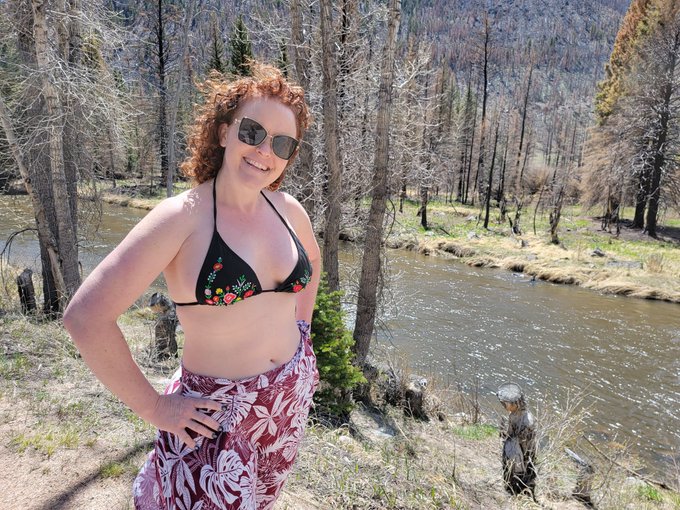 This was on the way to Steamboat Springs 2 weeks ago.  Check out my https://t.co/2sQH8z5GM8  For many<a href="/tag/lingerie"class="tags"><span>#lingerie</span></a><a href="/tag/redhead"class="tags"><span>#redhead</span></a><a href="/tag/summerfun"class="tags"><span>#summerfun</span></a><a href="/tag/milf"class="tags"><span>#milf</span></a>
