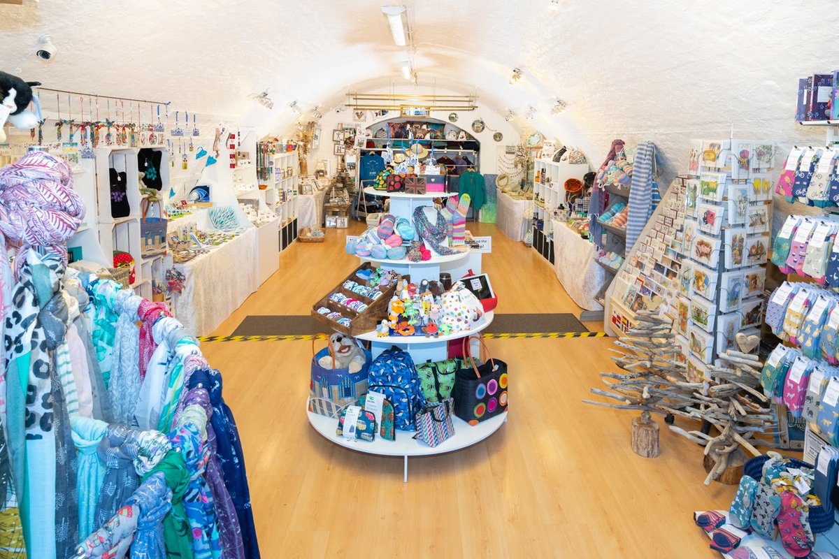 Quay Presents tweet media