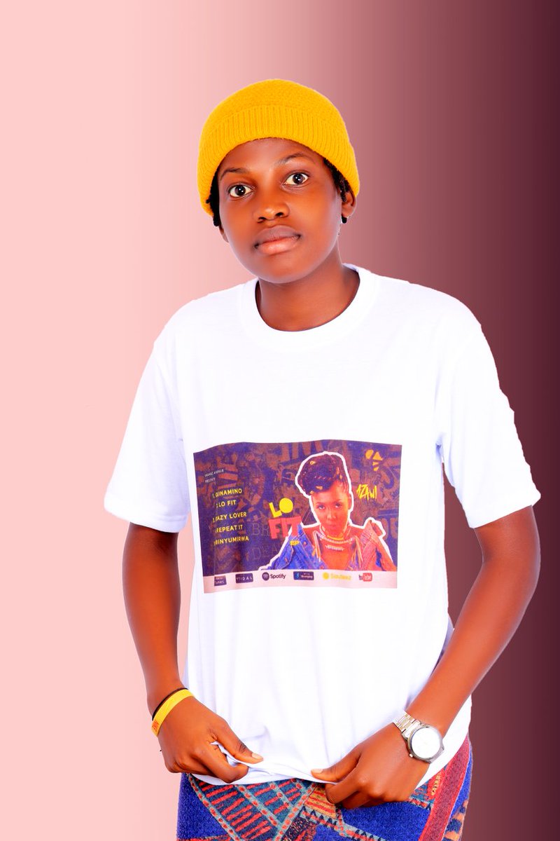 Kauthara6ix's tweet photo. Ali twala ono mwana nyamba ontwala
Bwaligana ono mwana nga awo ngana
@AzawiOfficial 💕💕
#lofit https://t.co/7bcKnk6XCK